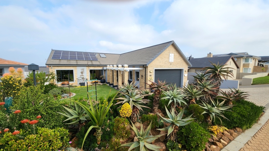 3 Bedroom Property for Sale in Monte Christo Western Cape